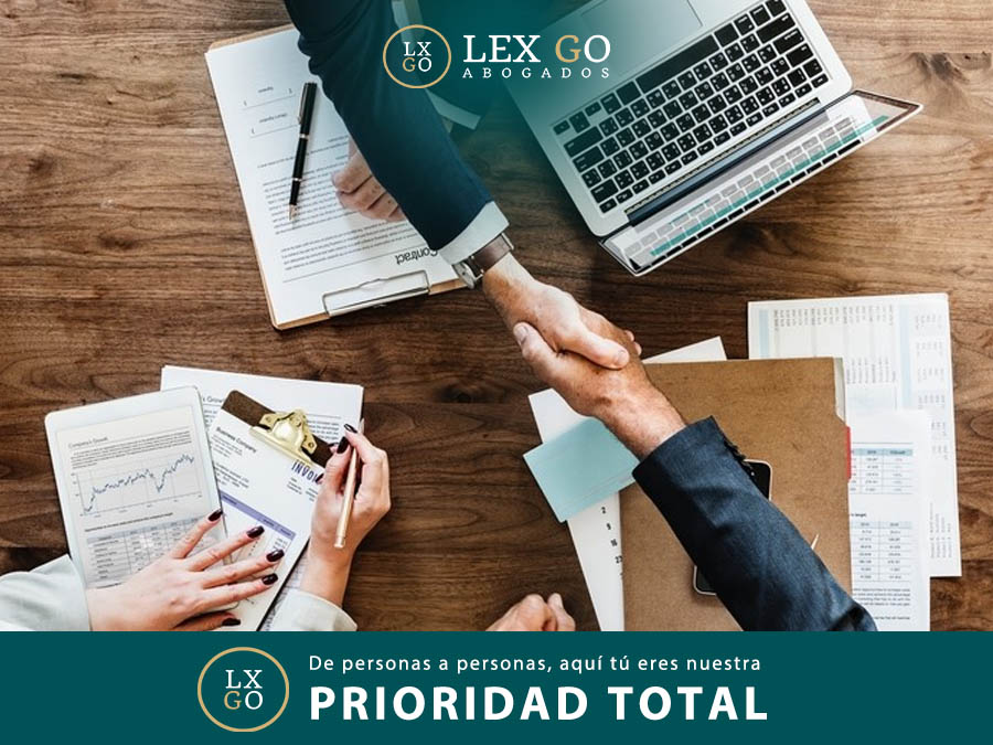 En LEX GO ABOGADOS sabemos que un problema legal no es solo un expediente o un número de referencia. Detrás de cada caso hay personas, familias, negocios y situaciones que requieren sensibilidad, comprensión y cercanía.